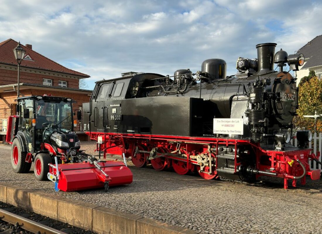 Kommunaltraktor 4
